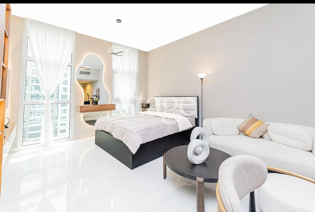 Fully furnished studio