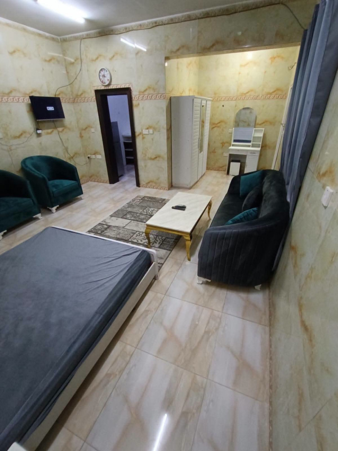 Fully furnished studio for rent