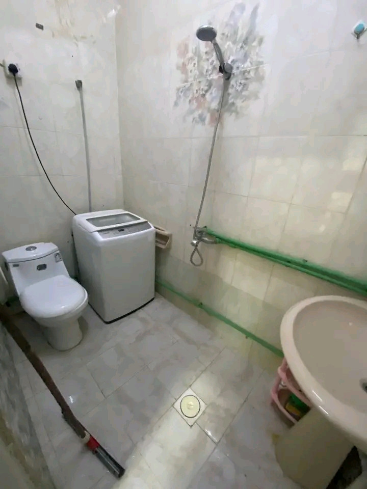 Furnished studio in Al Khuwair 33