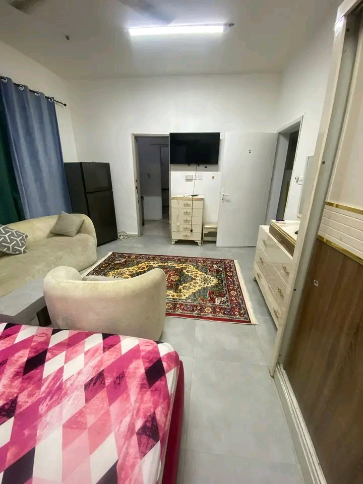 Furnished studio in Al Khuwair 33
