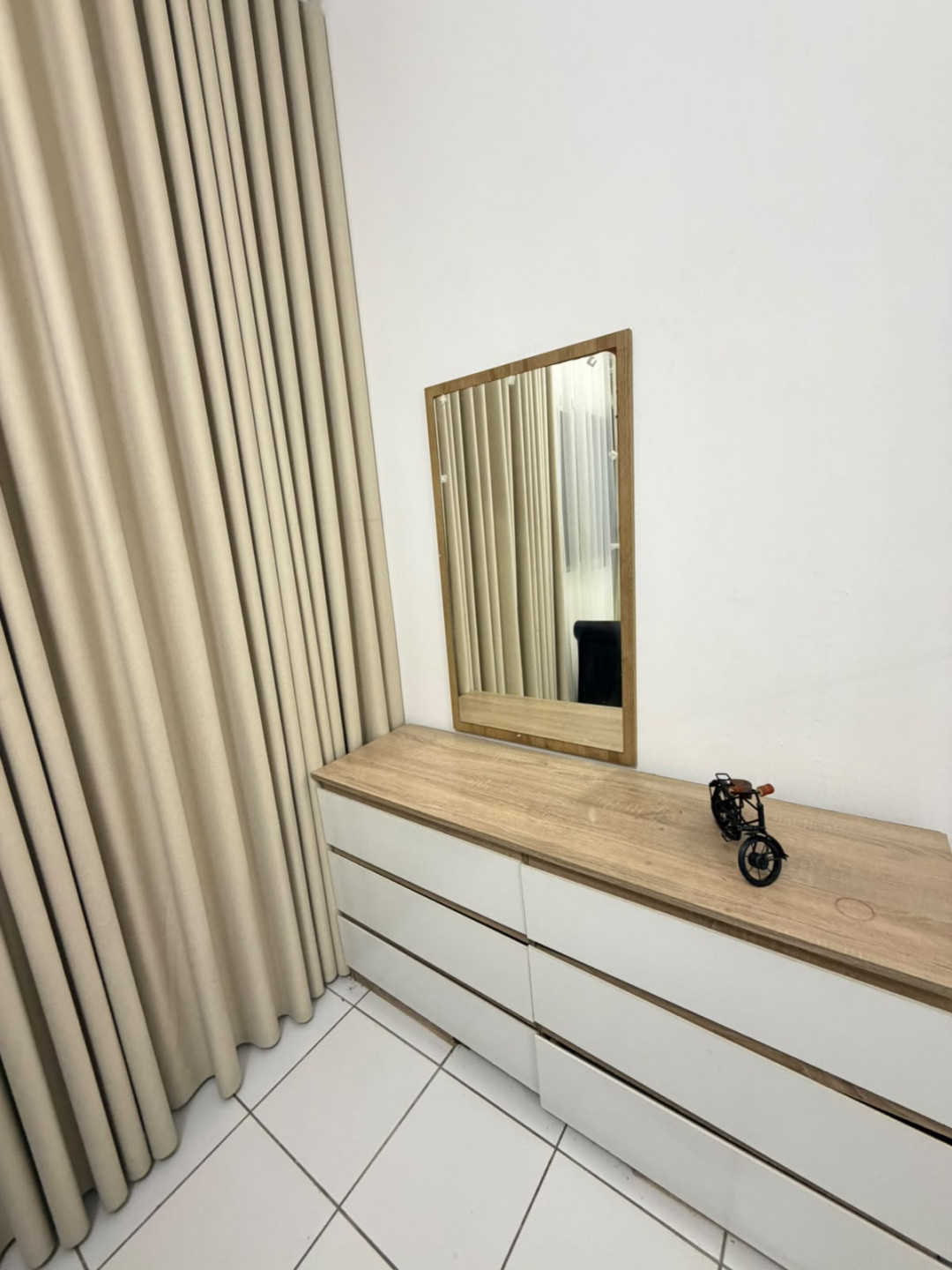Furnished studio in collaboration