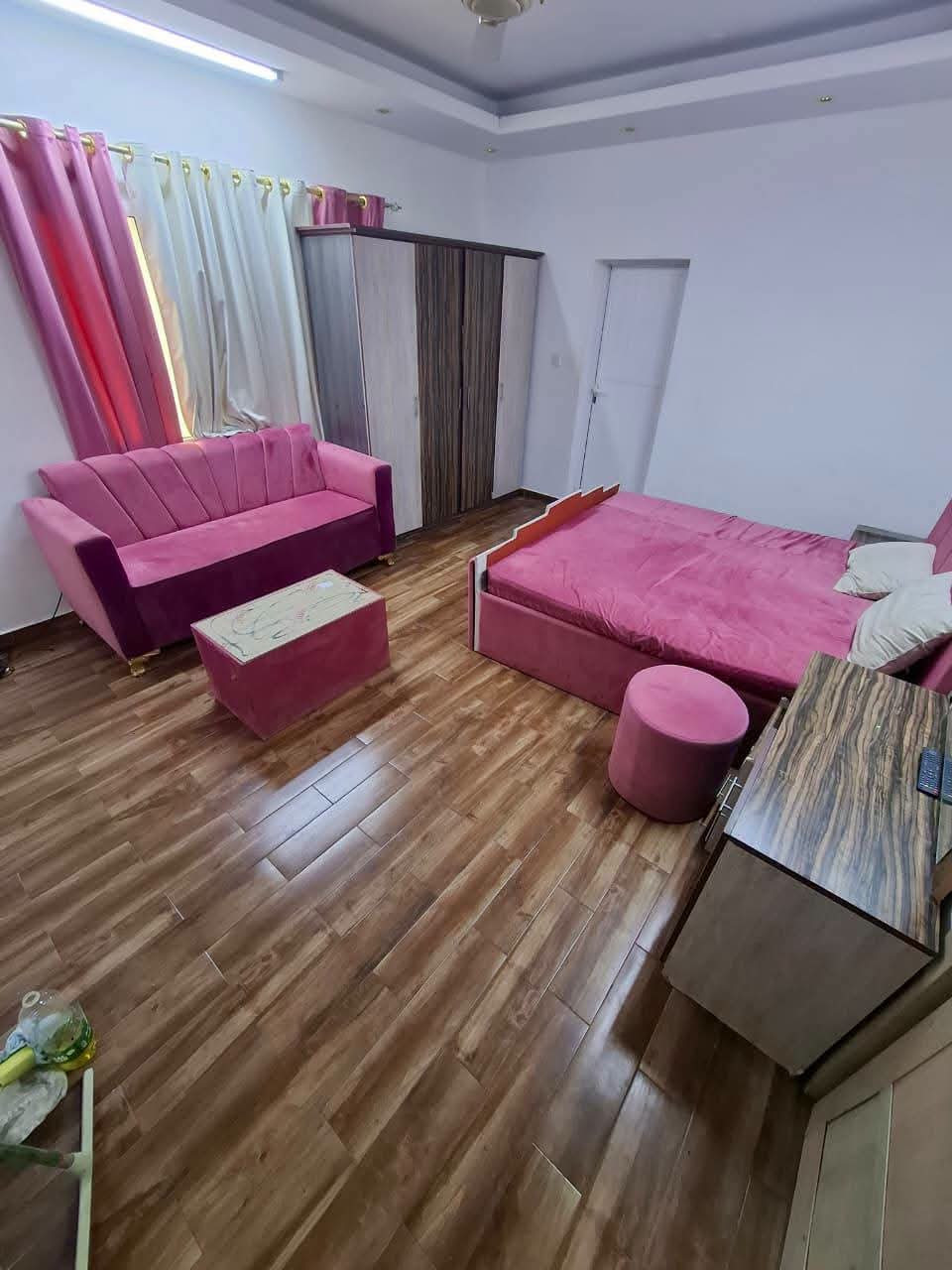 Furnished studio apartment with new furniture for rent
