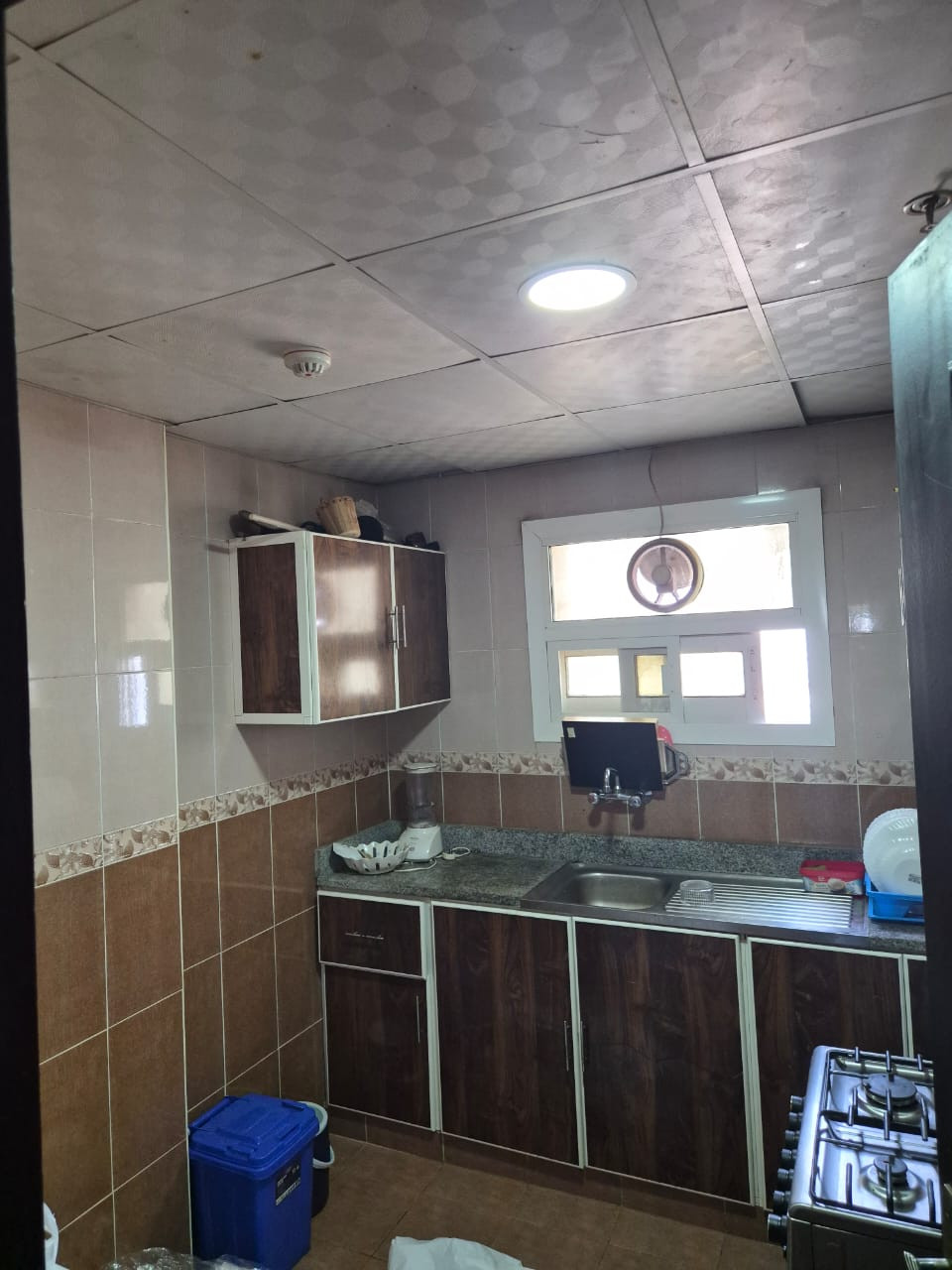 Furnished studio apartment, clean furnishings
