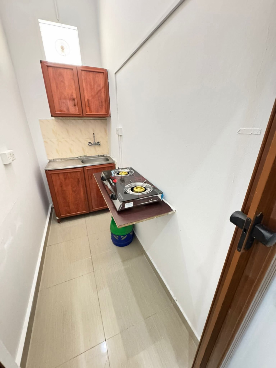 Furnished studio in Abu Hamour