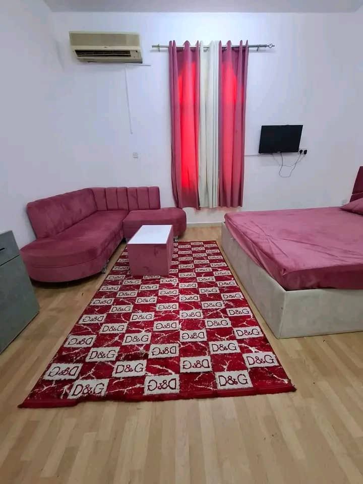 Furnished studio in Al Ghubra North