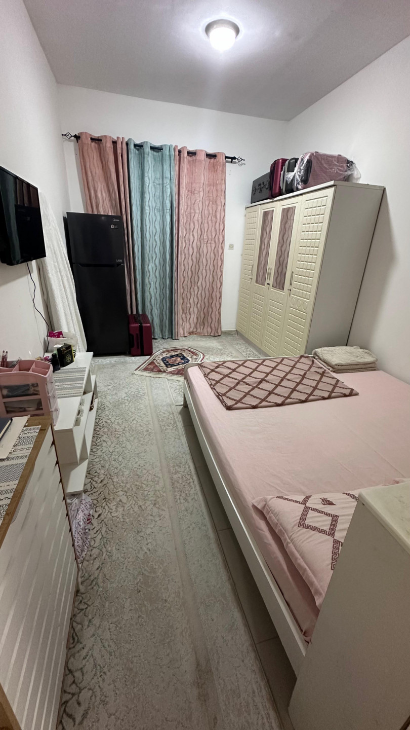 Furnished studio in Al Hamidiya