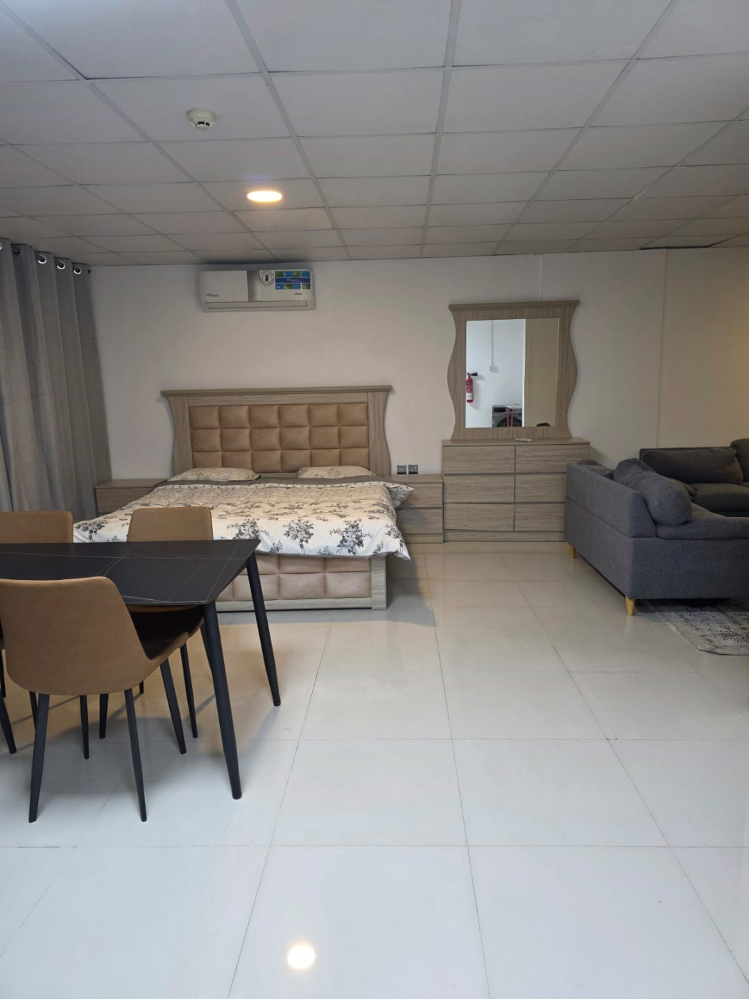 Furnished studio in Al Muwaihat 2