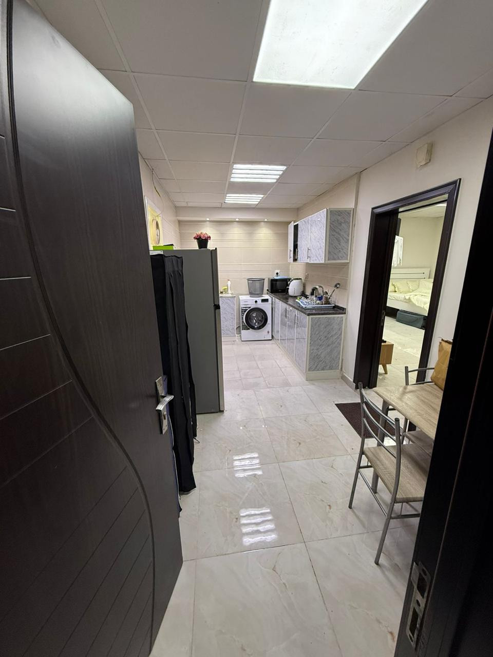 Furnished studio in Dubai with parking
