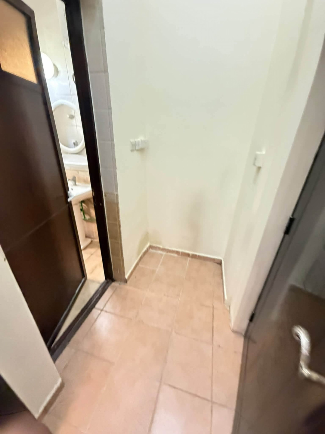 Beautiful fully furnished studio apartment on the first floor