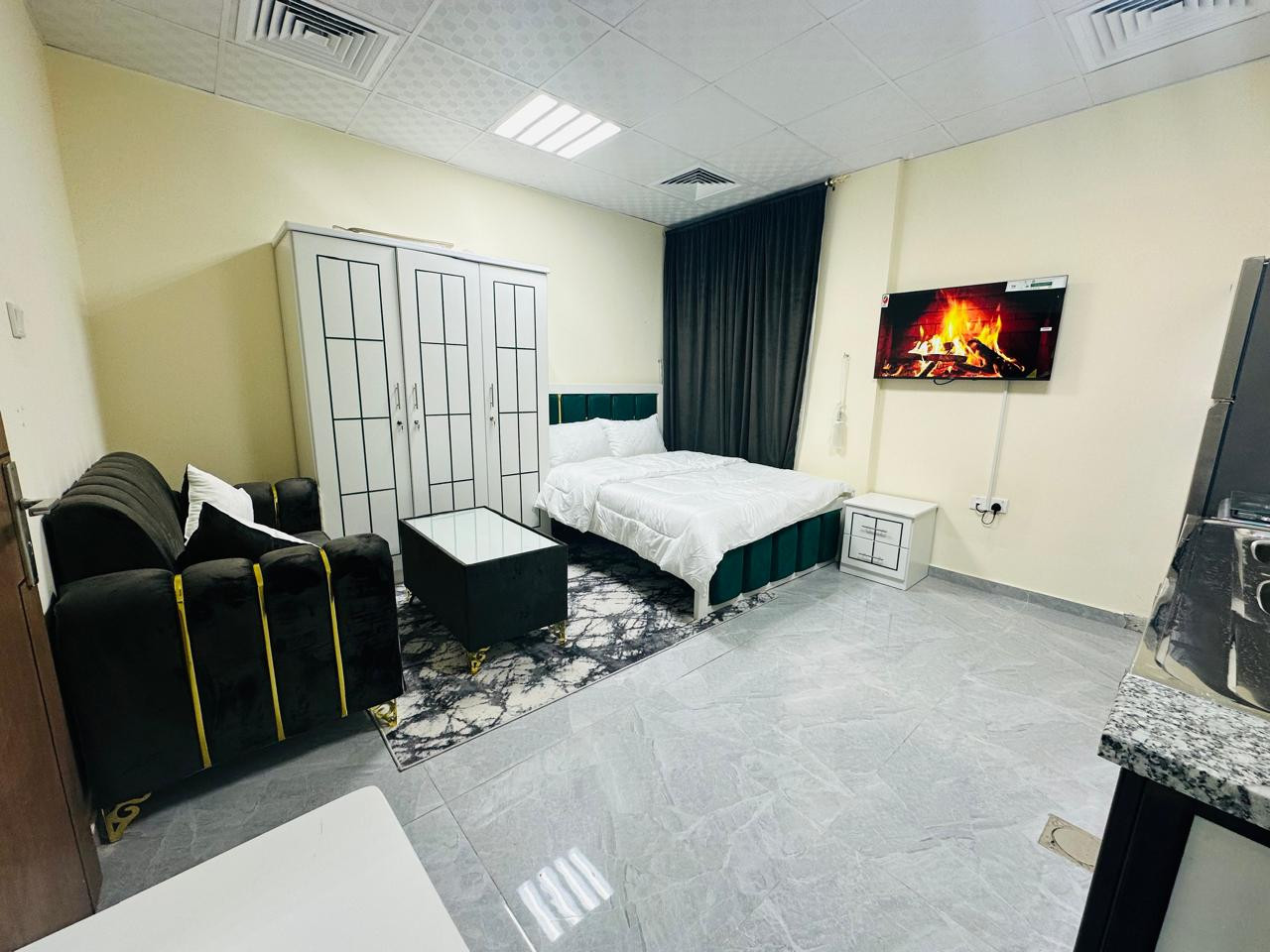 Furnished studio for rent
