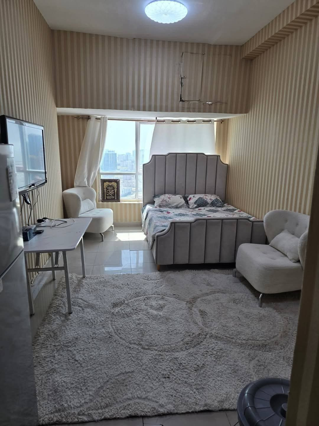Furnished studio for monthly rent