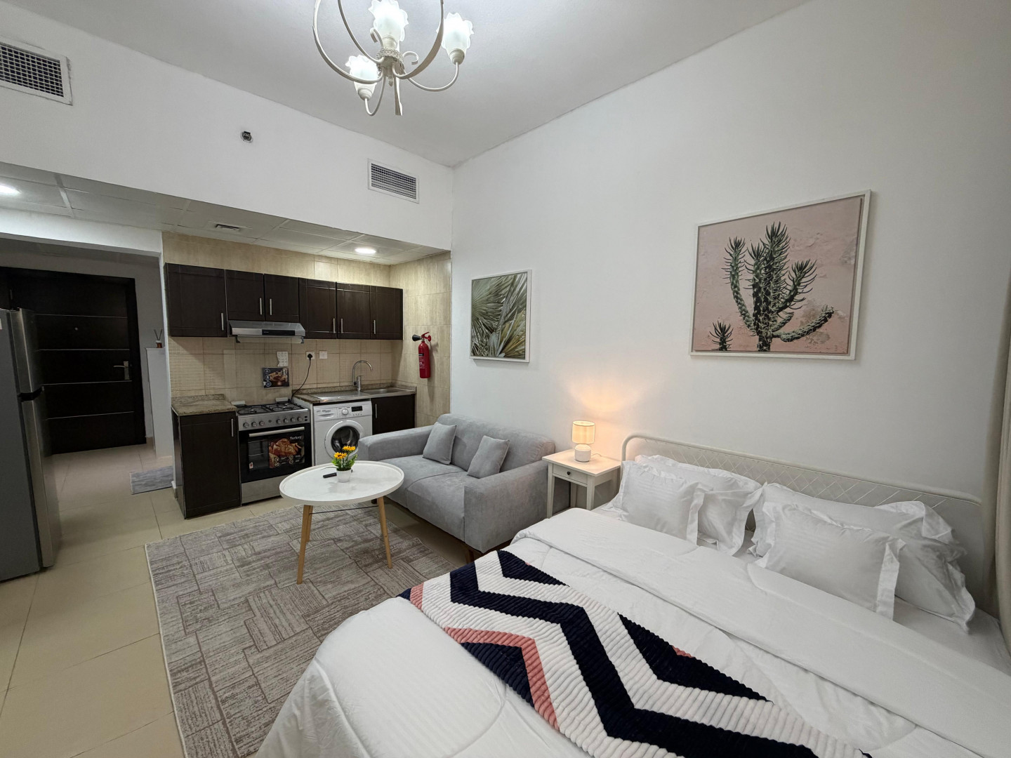 Furnished studio for monthly rent
