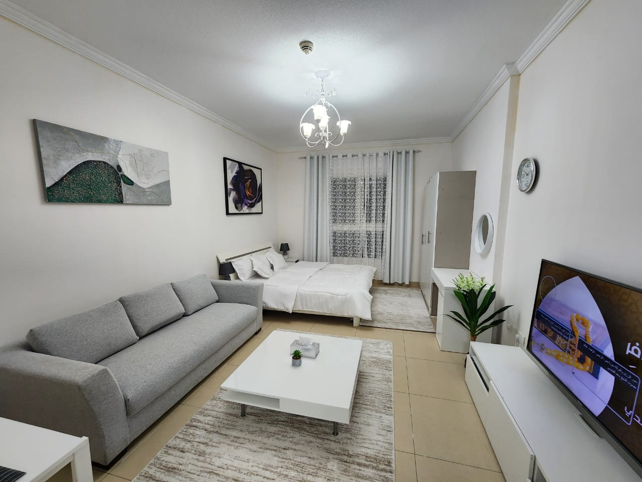 Furnished studio for monthly rent