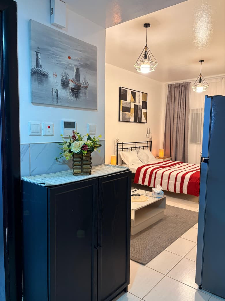 Furnished studio for monthly rent