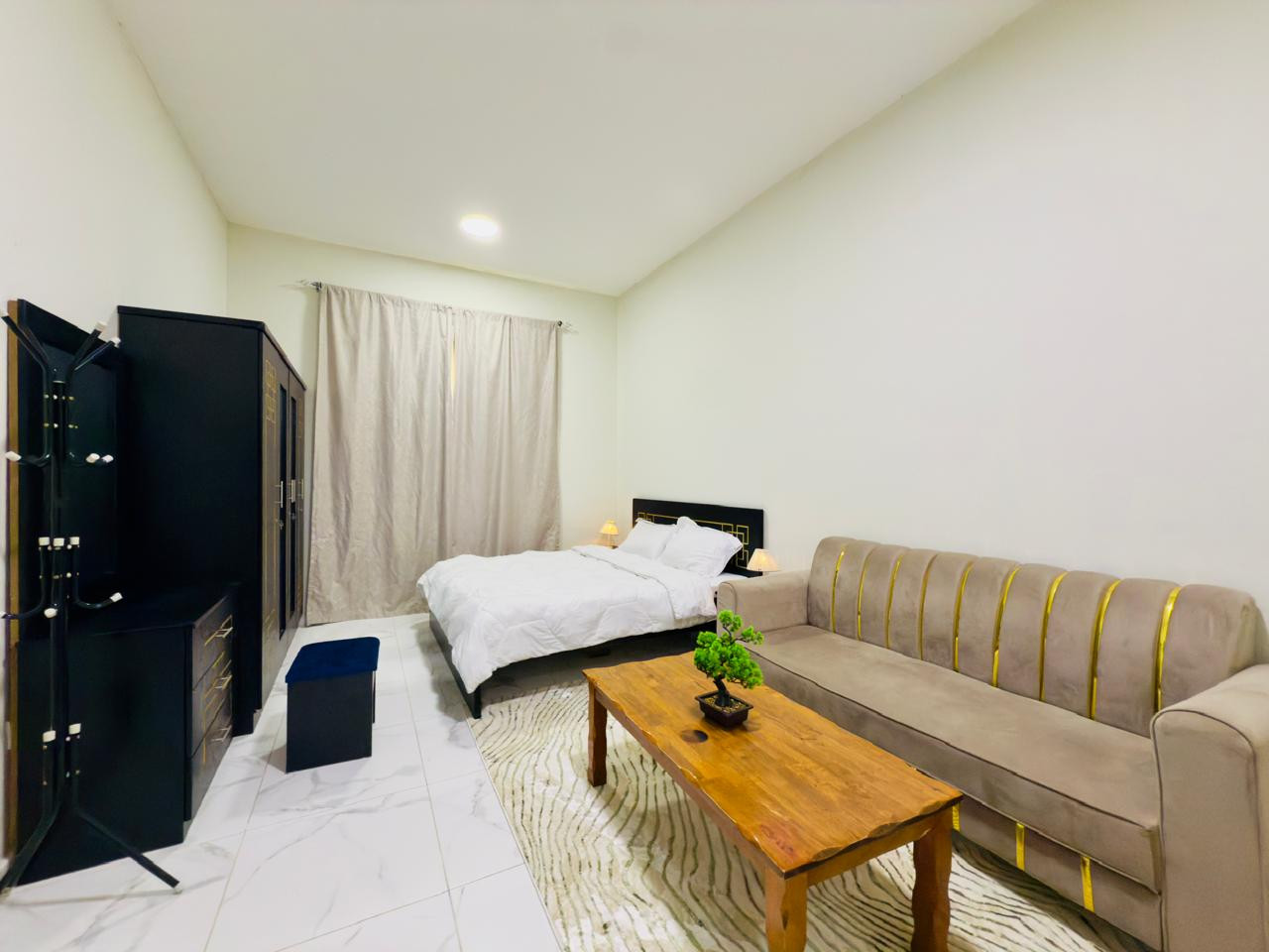 Furnished studio for rent