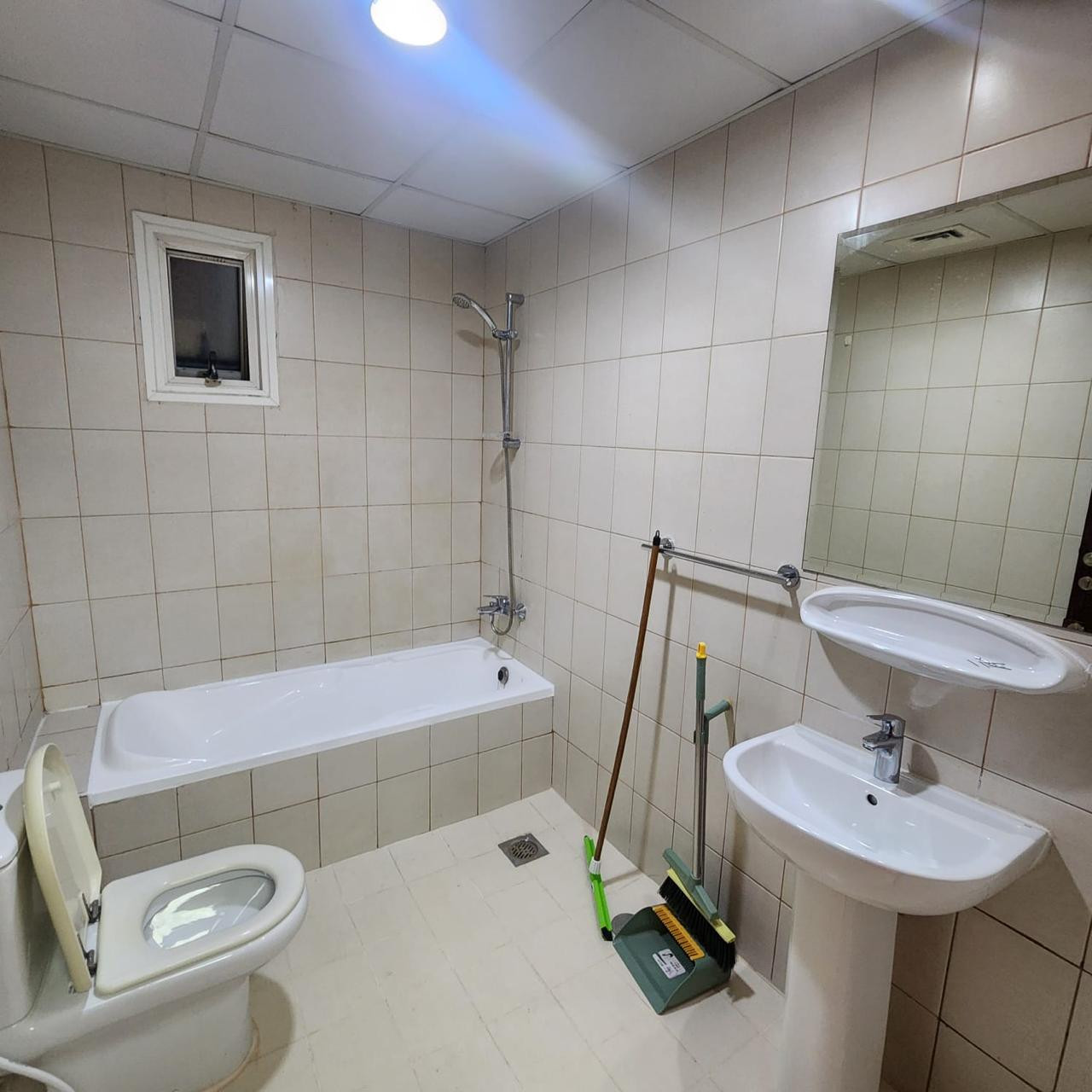 Furnished studio with gym and pool in cooperation