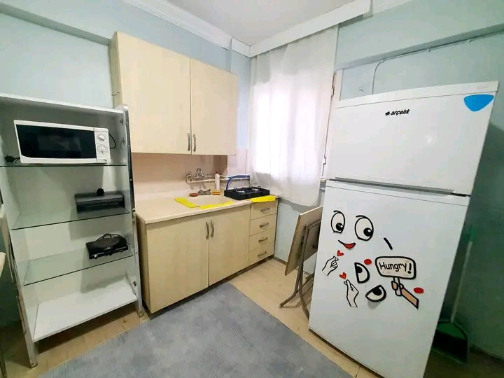 Clean furnished studio apartment on the ground floor in Fatih, Yedikule