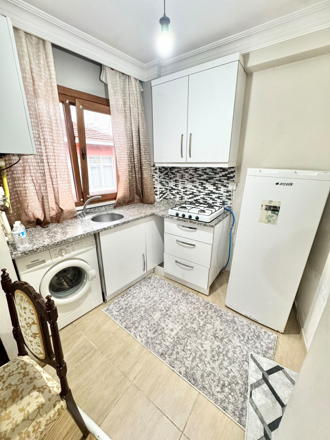 Furnished studio apartment, second floor