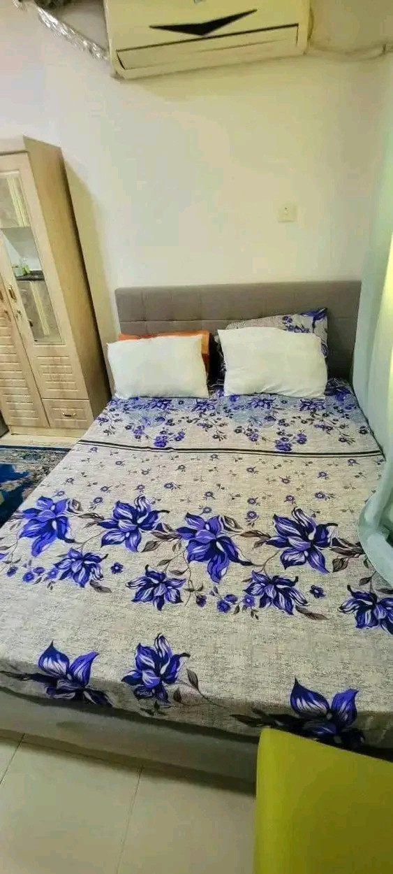 Excellent studio apartment in a prime location close to all amenities
