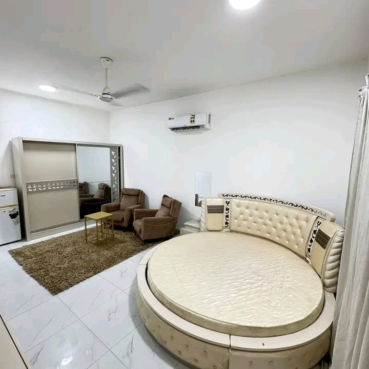 astdyo-mokaa-mmyz-kryb-mn-gmyaa-alkhdmat01793393290.jpg