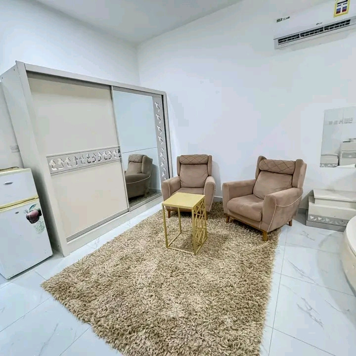 Studio in a prime location, close to all services.