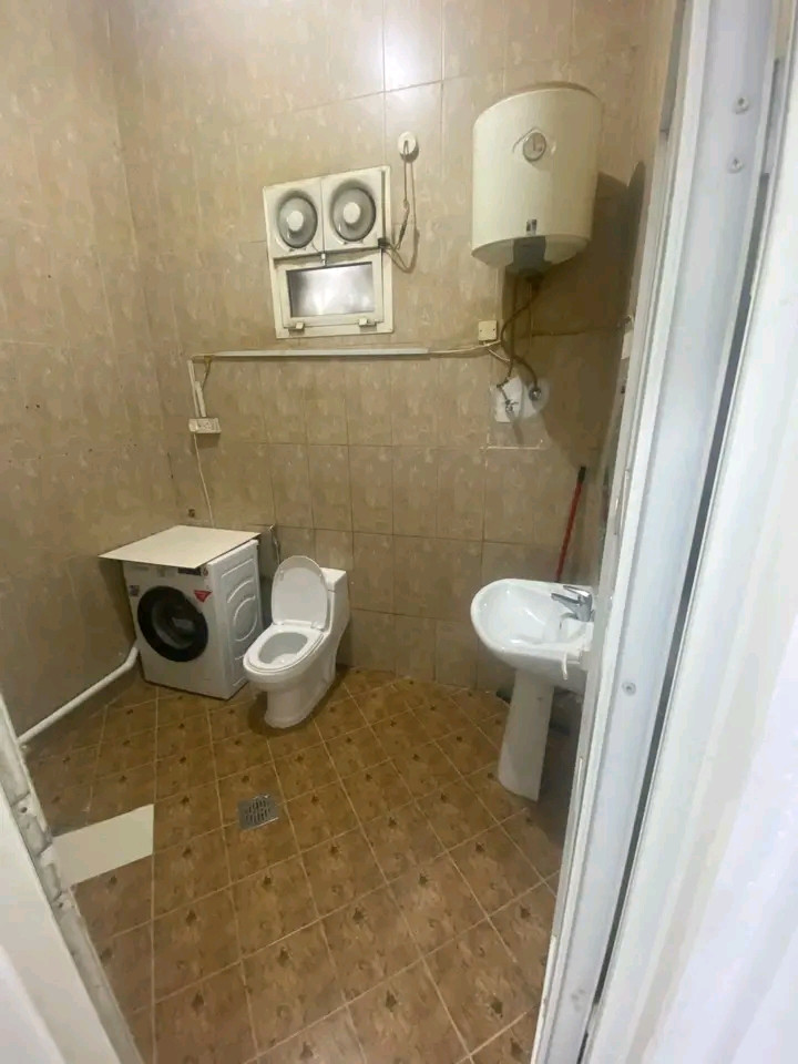 A well-maintained studio in Al Rayyan