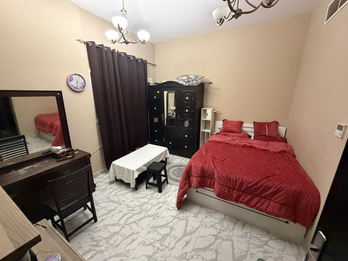 Studio apartment with separate kitchen, Al Rashidiya 3
