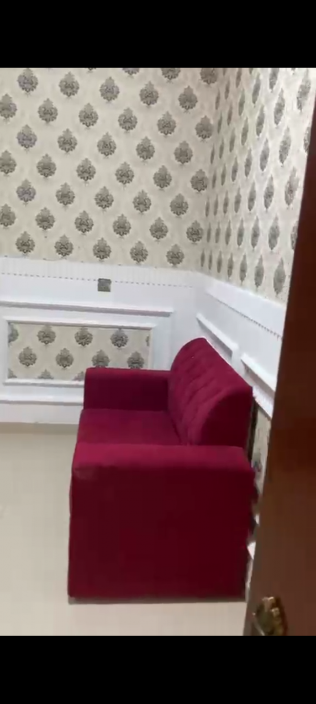 Spacious studio in Al Rawda 1