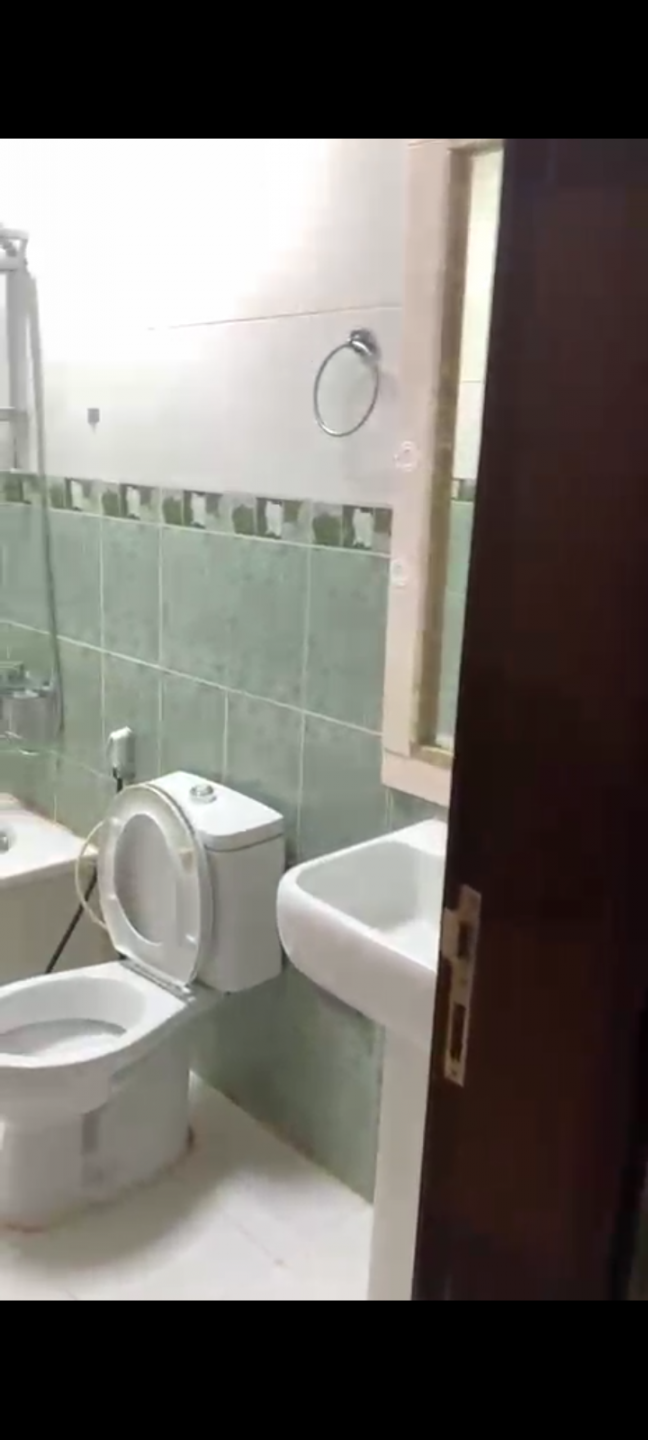 Spacious studio in Al Rawda 1