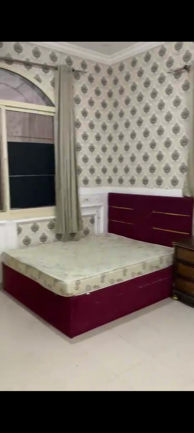 Spacious studio in Al Rawda 1