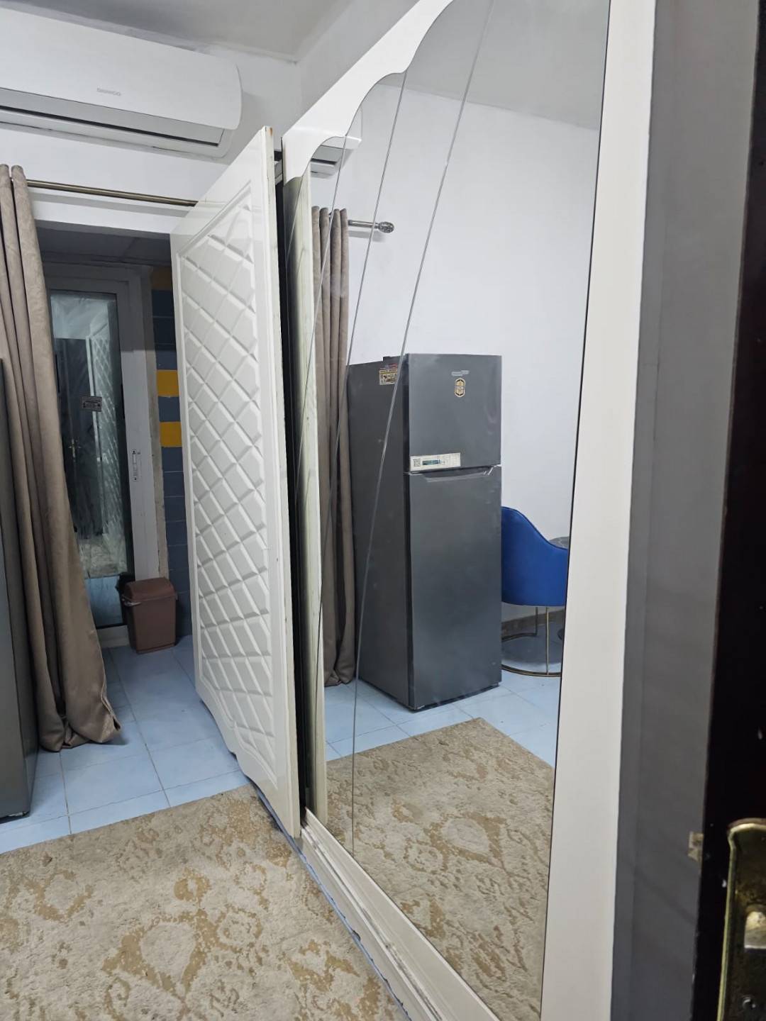 A spacious studio in Al Butinah