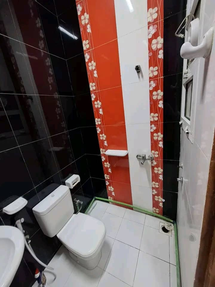 Spacious studio in Al Khuwair 33