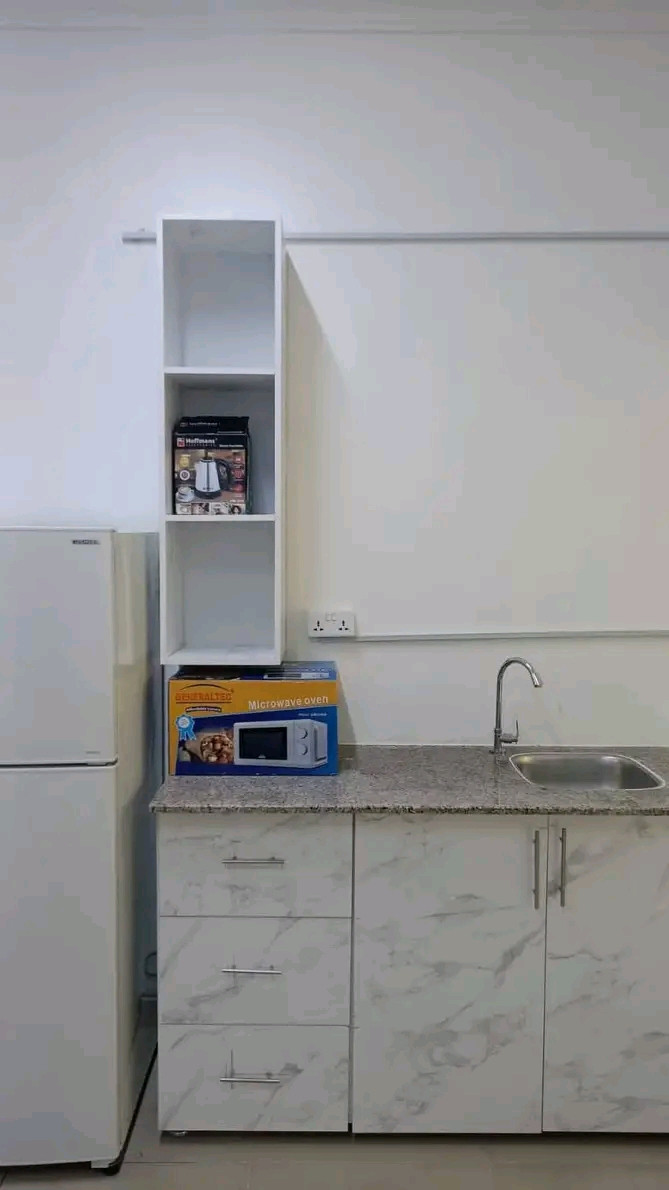 Spacious furnished studio in Al Khuwair 33