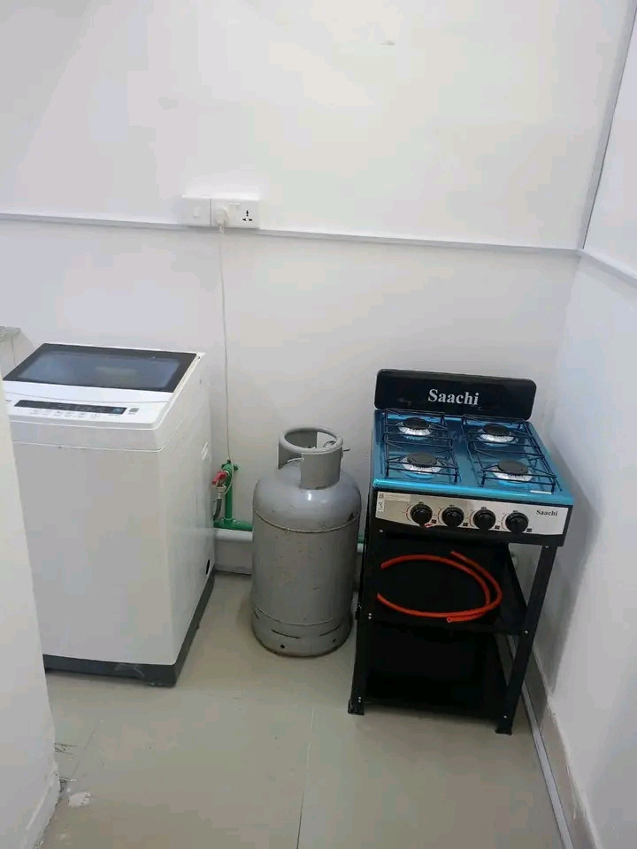 Spacious furnished studio in Al Khuwair 33