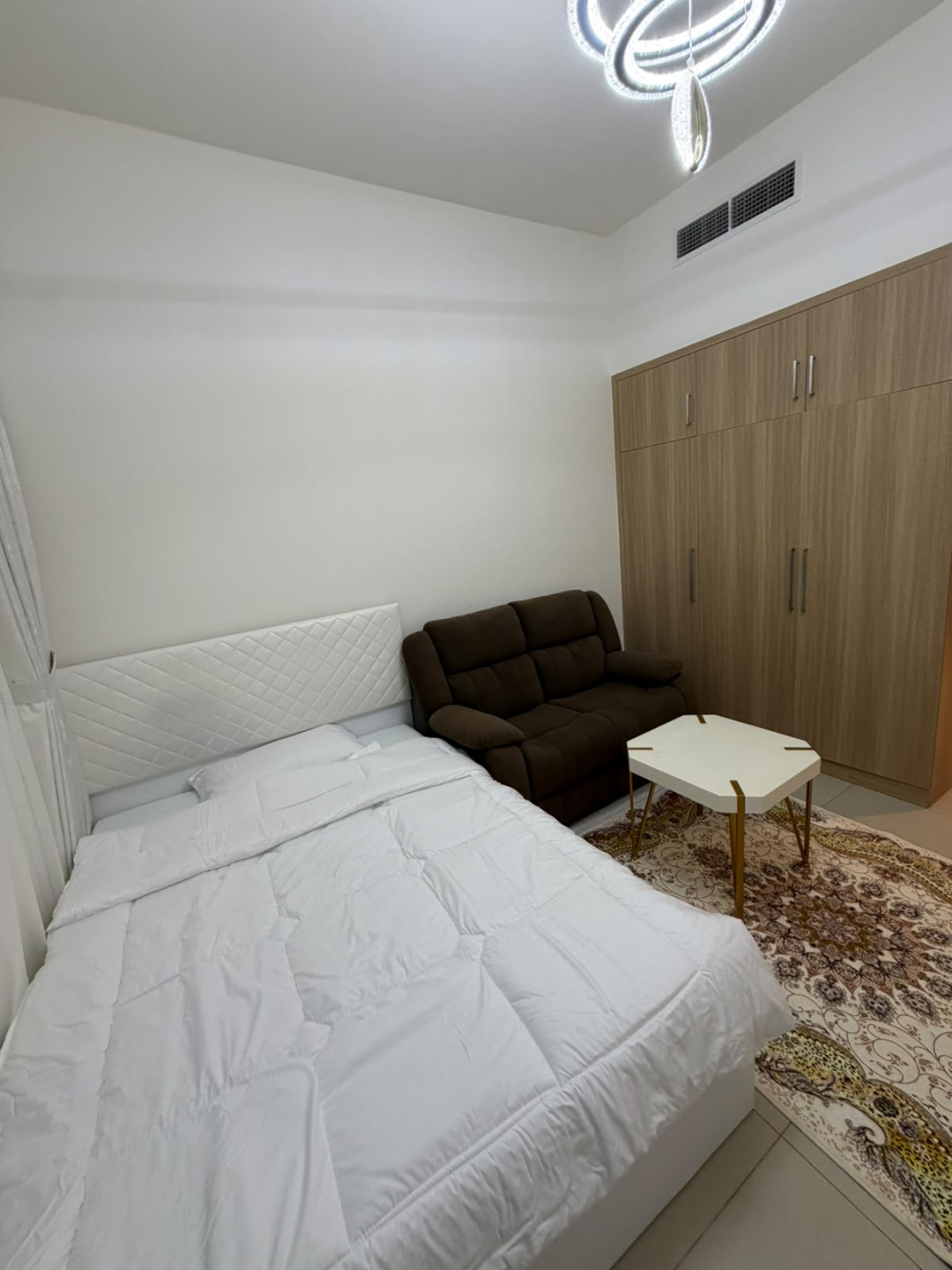 astdyo-rayaa-obsaar-mmtaz-shaml-kl-alkhdmat01783885772.jpg