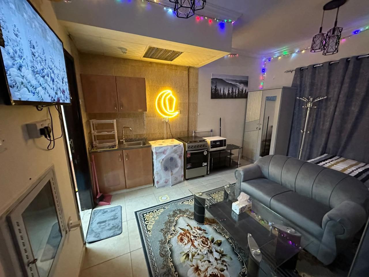 Studio Al Nabaa, very clean furniture