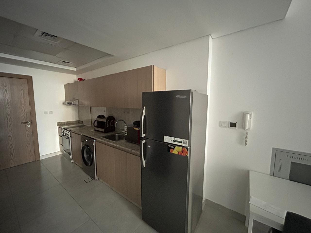 Studio in a prime location, fully furnished, clean, brand new