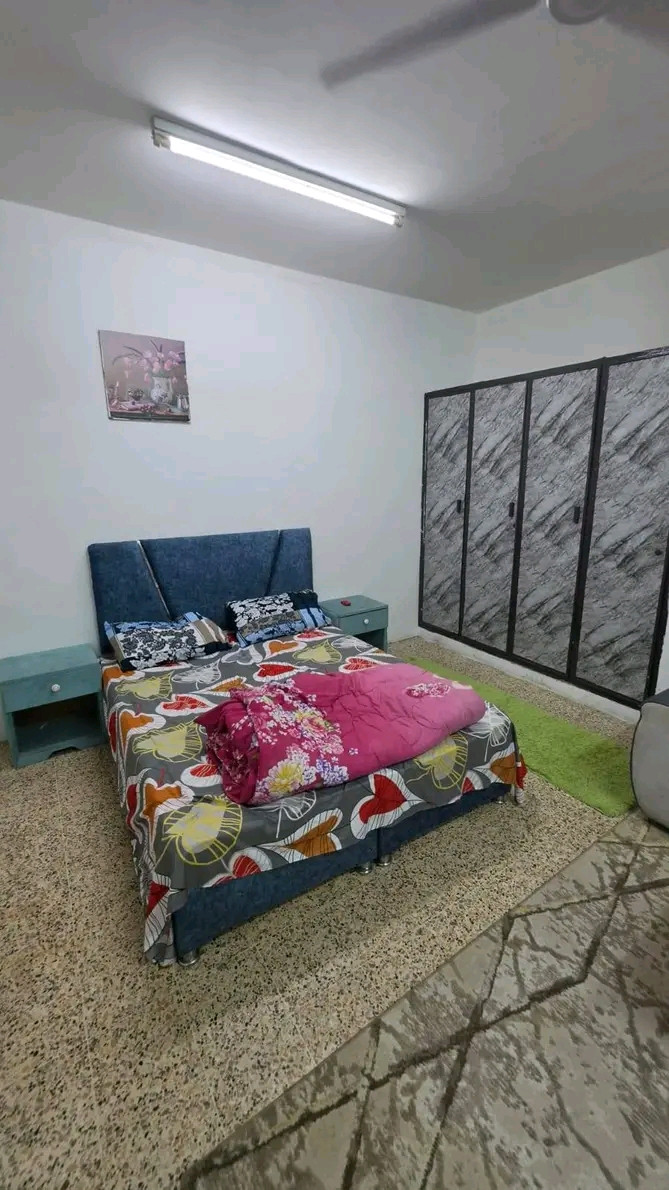 Large furnished studio