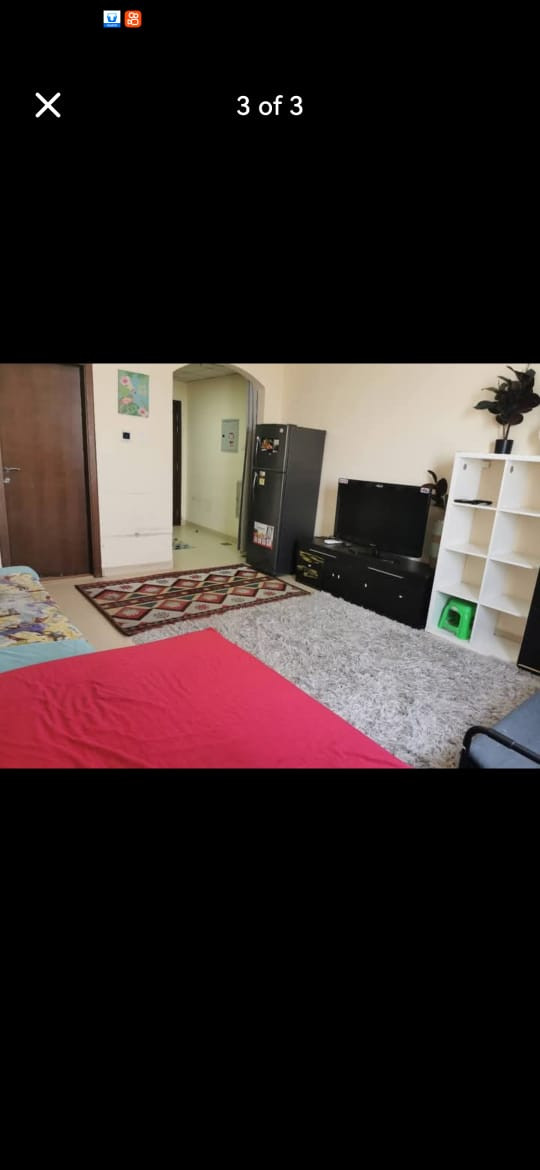 Furnished studio apartment, clean furnishings