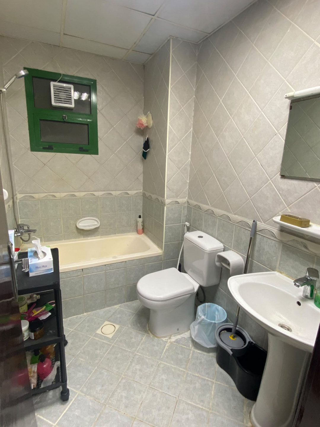 A very clean, fully furnished studio apartment in Khan