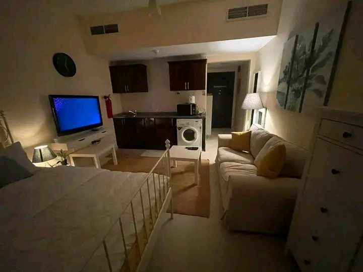 New and clean furnished studio