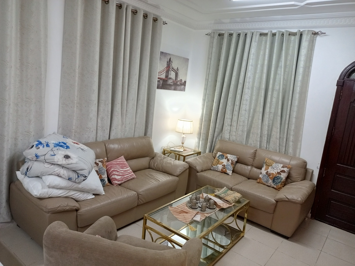 fully furnished studio for rent