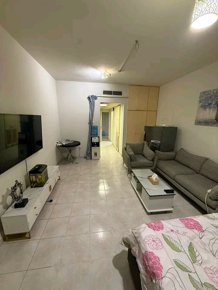 Very clean furnished studio apartment with ample space