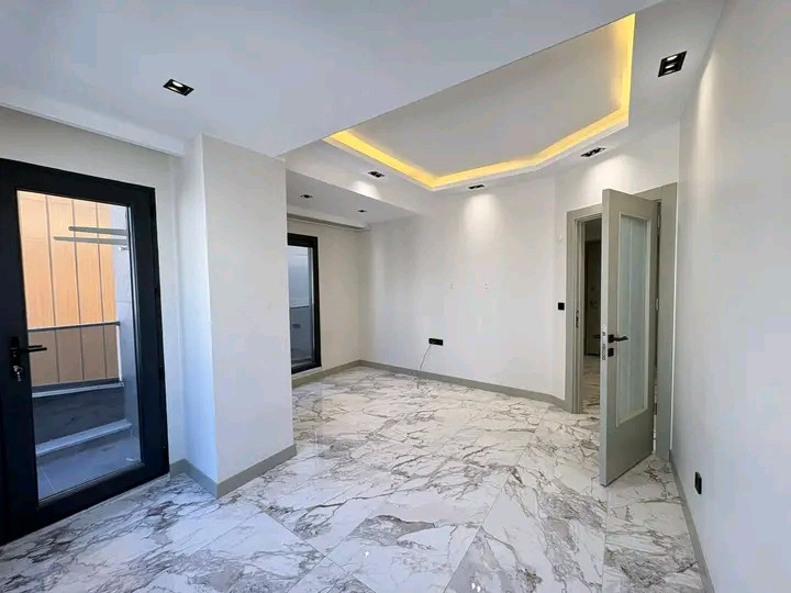 2+1 apartment for rent in Avcılar, brand new building, unfinished