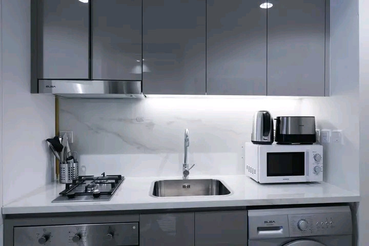 Azizi Reviera- Fully Furnished Studio