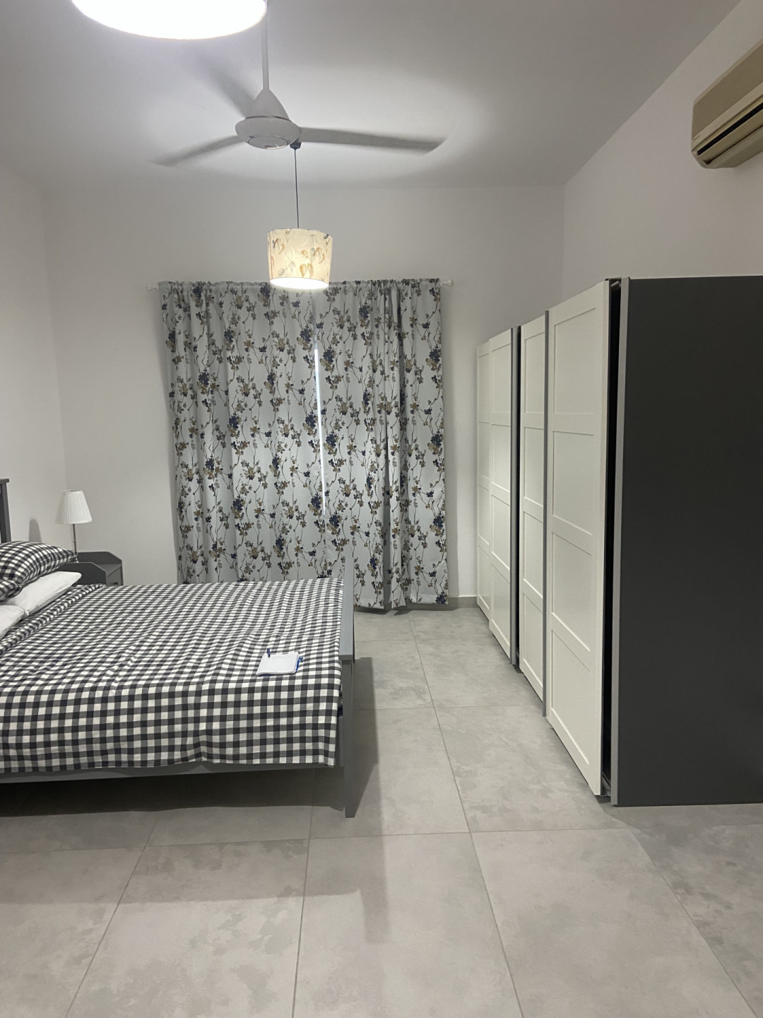 Bareeq al shatti apartment