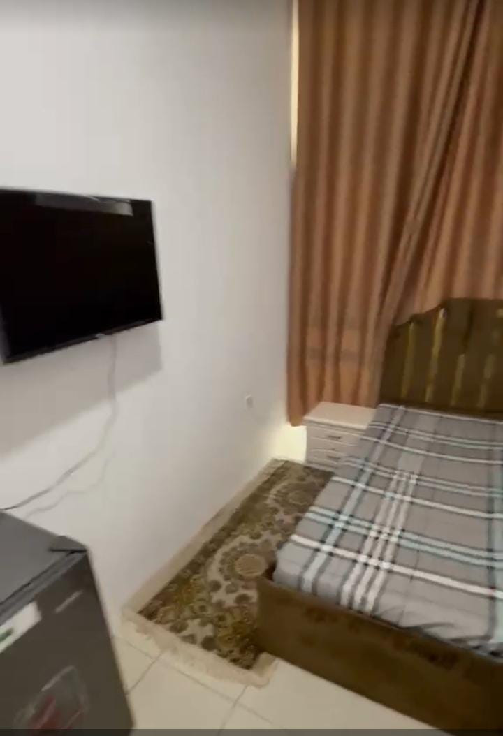 Girls' partition in Zahia