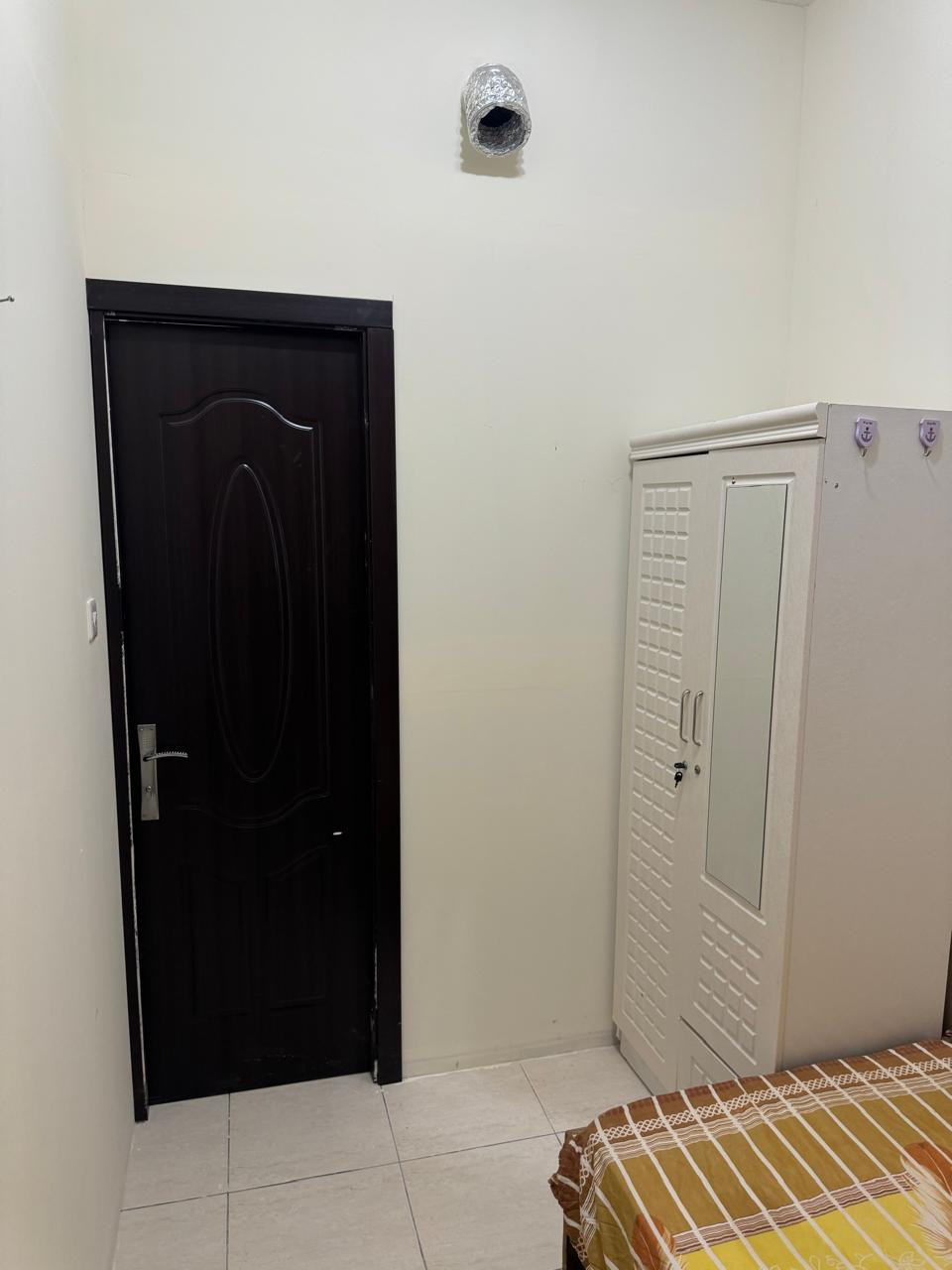 Girls' partition