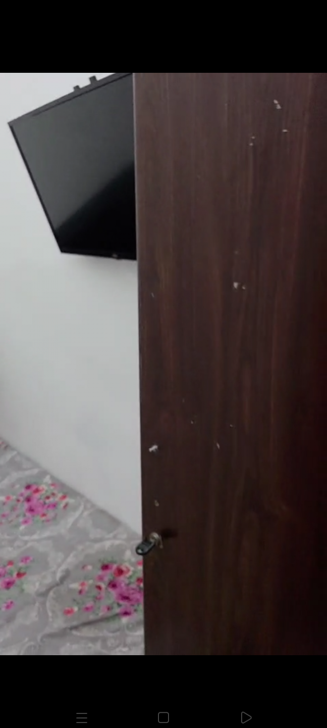 Partitioned private room in Rashidiya