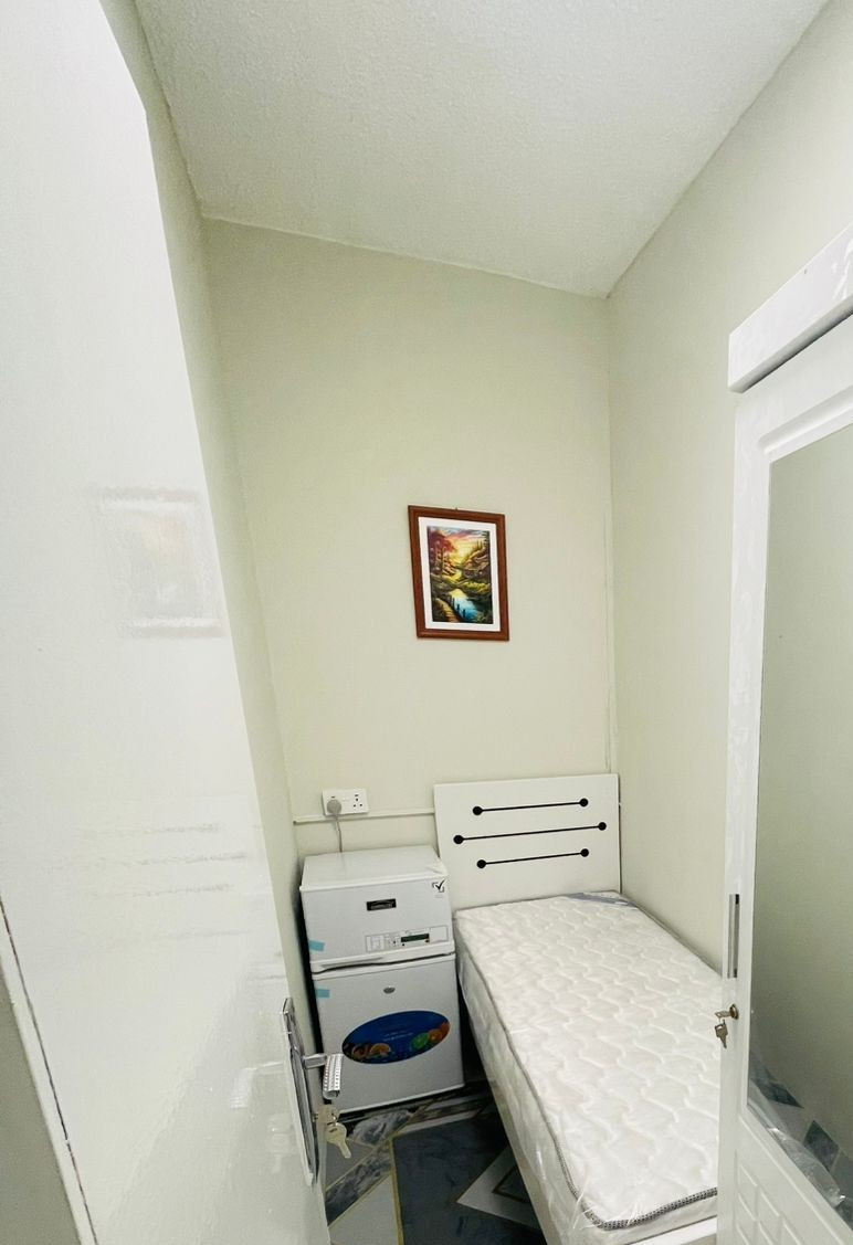 Partition for a young man in Al-Majaz 2